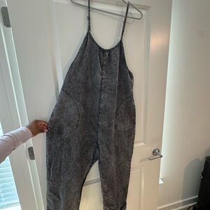 Chelsea & Violet Charcoal Blouse